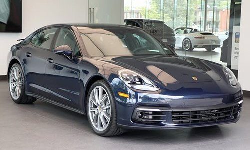 PORSCHE-PANAMERA